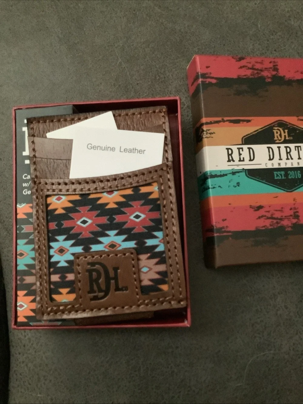 Red dirt hat co Leather Card Case with Magnetic Clip - Brown/Pattern - Picture 3 of 3